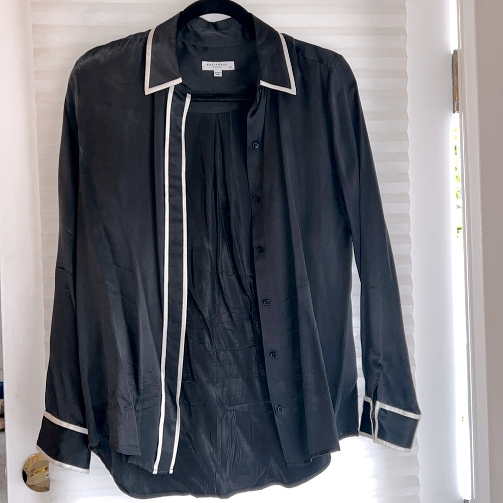 Equipment black blouse